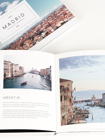 Hardcover photo book 