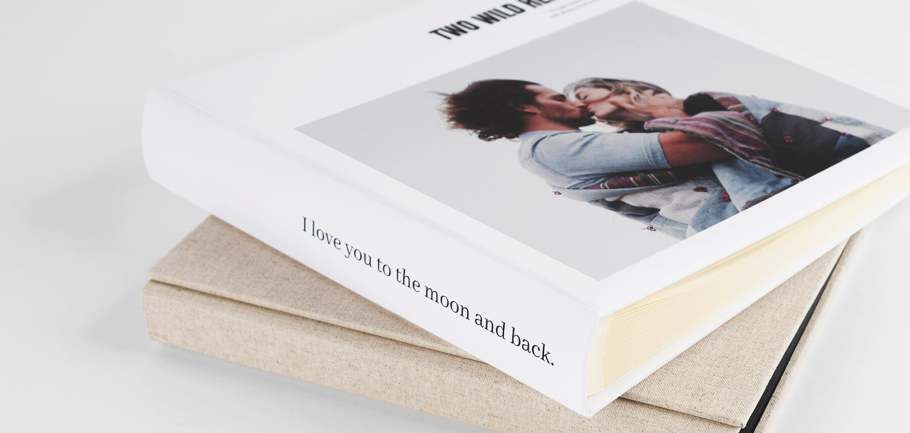 Tradycyjny album narzeczeński