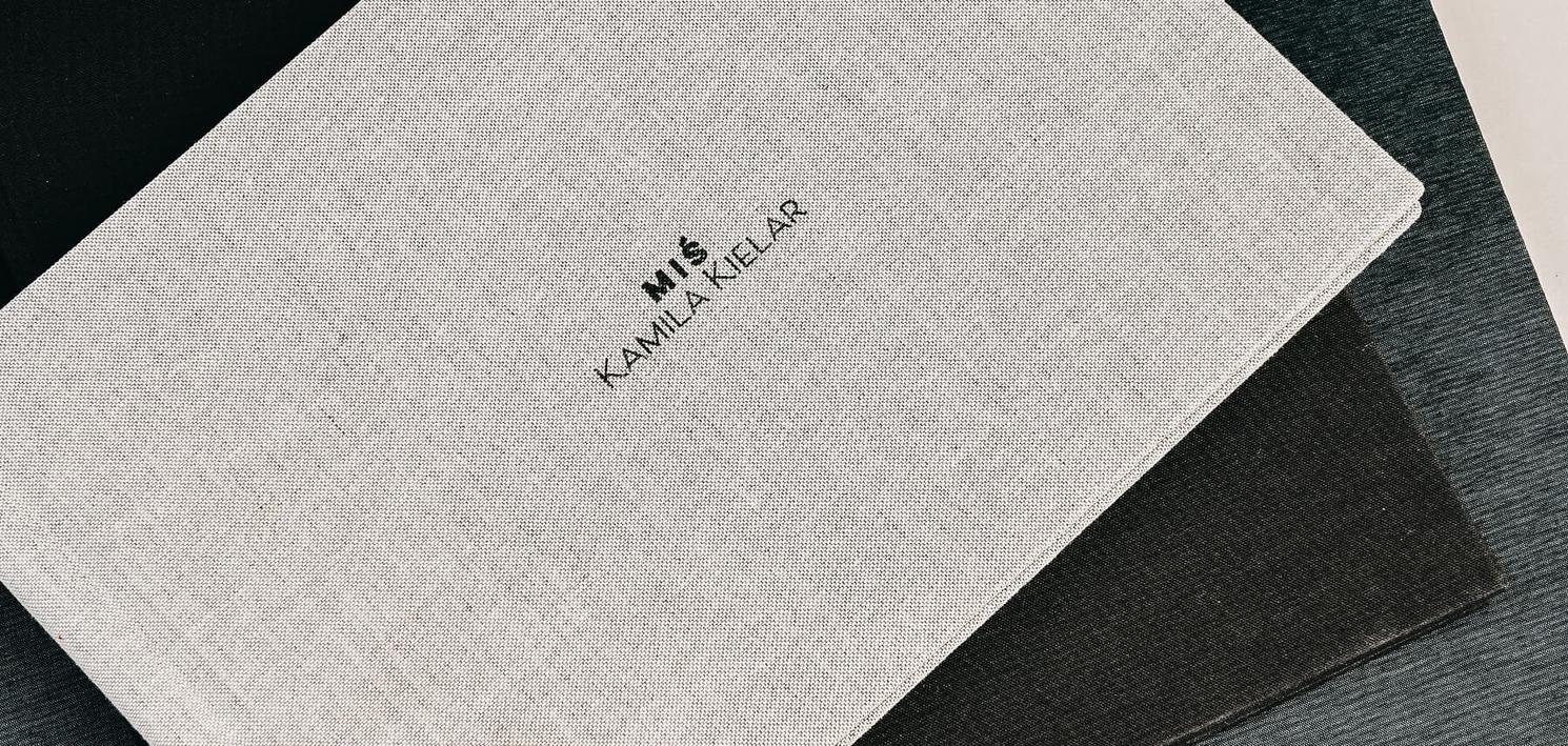 Photobook cover with your own text