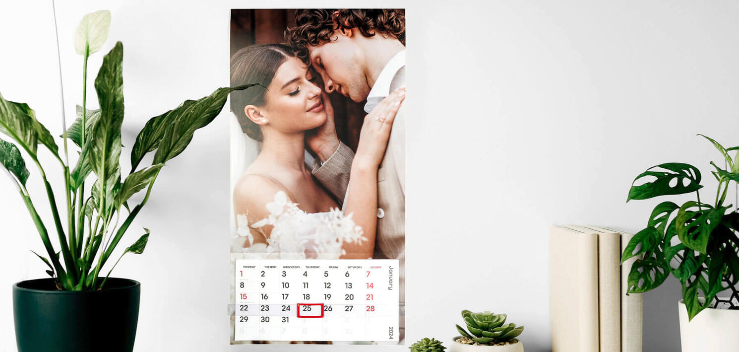 Slim calendar